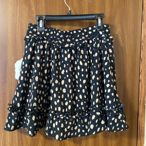 Black and Tan Polka Dot Skirt - Picture 2 of 3